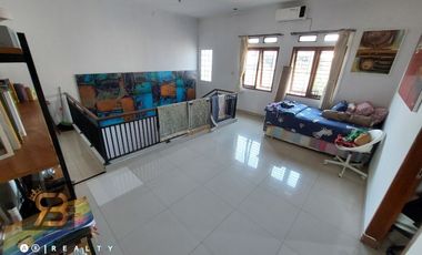 RUMAH DI ARCAMANIK BANDUNG Lokasi Strategis, Desain Modern, dan Harga Nego