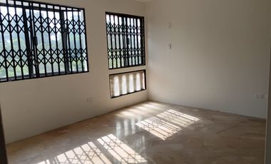 Departamento de alquiler en Kennedy Norte, 3 dormitorios, 1 parqueo cerrado
