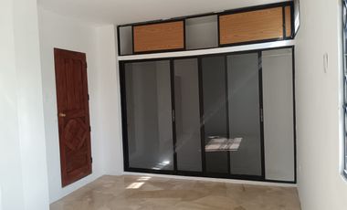 Departamento de alquiler en Kennedy Norte, 3 dormitorios, 1 parqueo cerrado