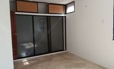 Departamento de alquiler en Kennedy Norte, 3 dormitorios, 1 parqueo cerrado