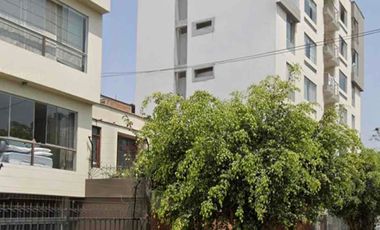 Venta de Terreno muy cerca Tomás Marsano y óvalo higuereta