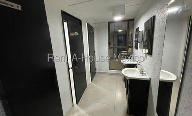 Edificio en Renta en Ciudad Satelite,  Naucalpan de Juárez