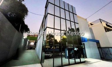 Edificio en Renta en Ciudad Satelite,  Naucalpan de Juárez