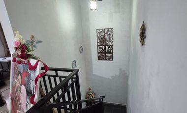 DISEWAKAN RUMAH DALAM KOMPLEK AMAN NYAMAN DI ARCAMANIK TINGGAL BAWA KOPER!