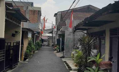 Rumah Tua Jual Hitung Tanah Murah di Cilandak Barat