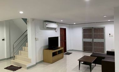 Townhouse for rent,  near BTS,  Punnawithi and Udomsuk Stations, 2 beds, 3 baths, 2 floors,  usable area 200 sqm. Sukhumvit 101/1, rent 25,000 per mon