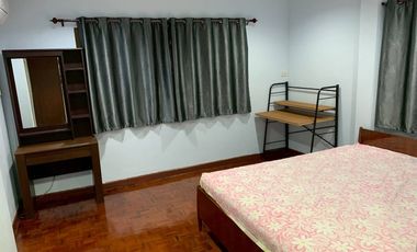 Townhouse for rent,  near BTS,  Punnawithi and Udomsuk Stations, 2 beds, 3 baths, 2 floors,  usable area 200 sqm. Sukhumvit 101/1, rent 25,000 per mon