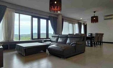 Disewakan Rumah Mewah Forest house villa panbil