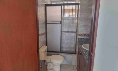 Alquilo linda Suite, en urdesa central.