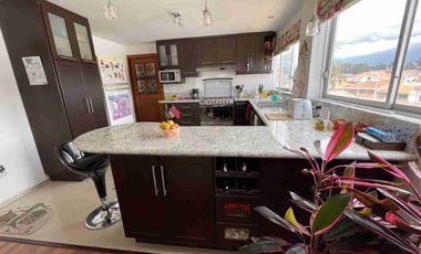 DEPARTAMENTO EN VENTA 3 DORMITORIOS - CUENCA - SECTOR  PRIMERO DE MAYO - QUINTA LUCRECIA