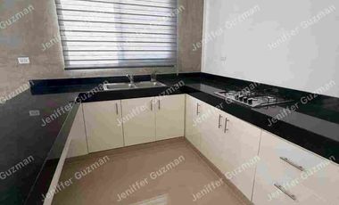 Casa con piscina en El norte de la ciudad