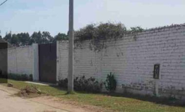 Se Vende Lindo FUNDO en LURIN.