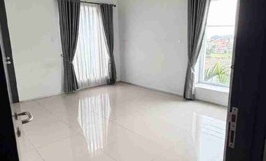 dijual rumah cakep lumbung padi merah ciawitali Cimahi