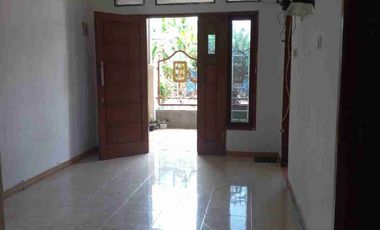 Disewa rumah di Cluster Harapan Baru Bekasi