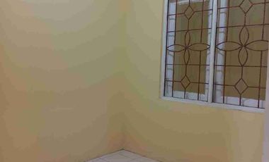 Disewa rumah rapi taman Harapan baru Bekasi