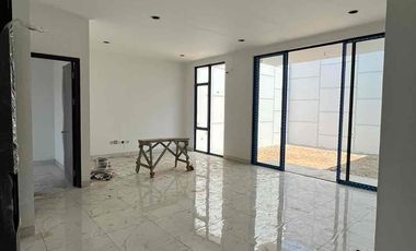 Rumah PIK 2 10x20 Permata Hijau (4+1 Kamar Tidur)