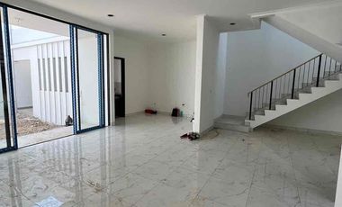 Rumah PIK 2 10x20 Permata Hijau (4+1 Kamar Tidur)