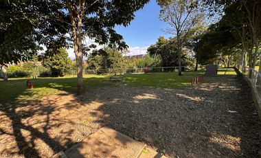 ARRIENDO CASA EN EN CERRITOS CAMPESTRE