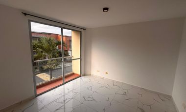 ARRIENDO CASA EN EN CERRITOS CAMPESTRE