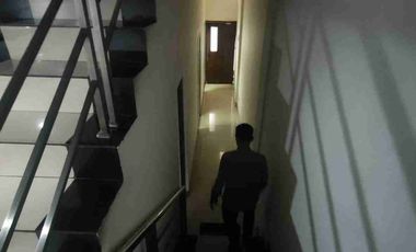 Ruko Murah Strategis 3 Lantai Istimewa DIJUAL CEPAT / BU area TB Simatupang