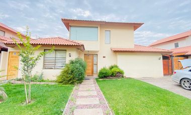 VENTA CASA PROVENZAL TIERRAS LINDAS SANTA ELENA DE CHICUREO