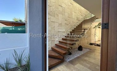 Altozano - VENTA. Casa de 4 recámaras con 1 en planta baja