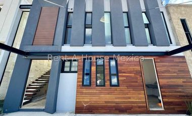 Altozano - VENTA. Casa de 4 recámaras con 1 en planta baja