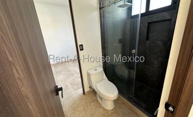 Altozano - VENTA. Casa de 4 recámaras con 1 en planta baja