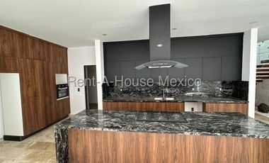 Altozano - VENTA. Casa de 4 recámaras con 1 en planta baja