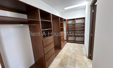 Altozano - VENTA. Casa de 4 recámaras con 1 en planta baja