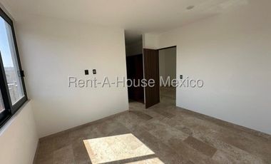 Altozano - VENTA. Casa de 4 recámaras con 1 en planta baja