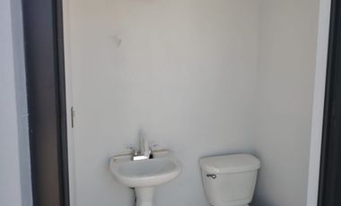 Residencia en Venta en Senderos de Monteverde Coto 5c Con Alberca y Casa Club.