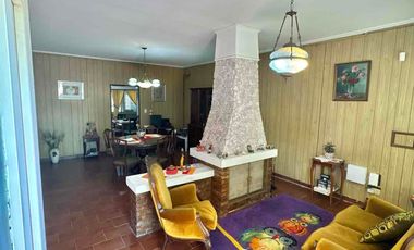 CASA CÉNTRICA CON COCHERA LISTA PARA HABITAR EN SANTO TOMÉ DOCUMENTACIÓN AL DÍA