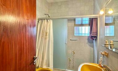 CASA CÉNTRICA CON COCHERA LISTA PARA HABITAR EN SANTO TOMÉ DOCUMENTACIÓN AL DÍA
