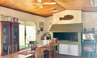 CASA CÉNTRICA CON COCHERA LISTA PARA HABITAR EN SANTO TOMÉ DOCUMENTACIÓN AL DÍA