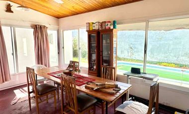CASA CÉNTRICA CON COCHERA LISTA PARA HABITAR EN SANTO TOMÉ DOCUMENTACIÓN AL DÍA