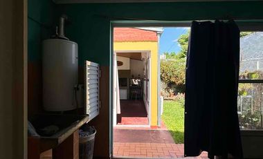 CASA CÉNTRICA CON COCHERA LISTA PARA HABITAR EN SANTO TOMÉ DOCUMENTACIÓN AL DÍA
