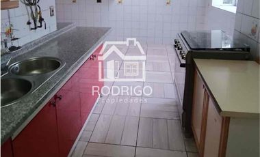 SE VENDE CASA DE 5 DORMITORIOS EN VILLA SANTA CECILIA DE TEMUCO
