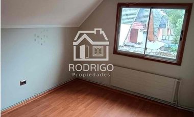 SE VENDE CASA DE 5 DORMITORIOS EN VILLA SANTA CECILIA DE TEMUCO