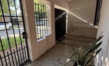 CASA A METROS DE COSTANERA Y PLAZA PRINCIPAL SANTO TOMÉ DOCUMENTACIÓN AL DÍA