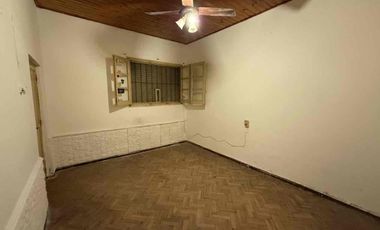 CASA A METROS DE COSTANERA Y PLAZA PRINCIPAL SANTO TOMÉ DOCUMENTACIÓN AL DÍA