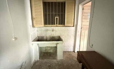CASA A METROS DE COSTANERA Y PLAZA PRINCIPAL SANTO TOMÉ DOCUMENTACIÓN AL DÍA