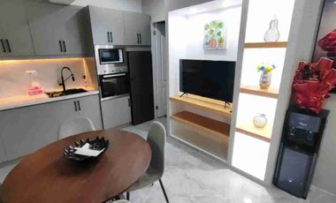 rush sacrifice sale 2 bedrooms fully furnished Condo in Royal Oceancrest Mactan Cebu
