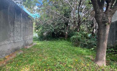 CASA A REFACCIONAR SOBRE TERRENO DE 1100 METROS A PASOS DE AV LUJÁN IDEAL INVERSIÓN SANTO TOMÉ
