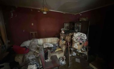 CASA A REFACCIONAR SOBRE TERRENO DE 1100 METROS A PASOS DE AV LUJÁN IDEAL INVERSIÓN SANTO TOMÉ