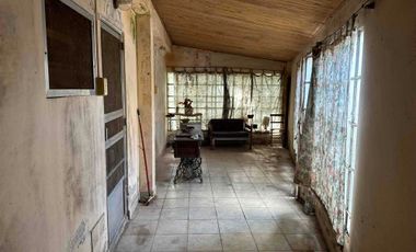CASA A REFACCIONAR SOBRE TERRENO DE 1100 METROS A PASOS DE AV LUJÁN IDEAL INVERSIÓN SANTO TOMÉ
