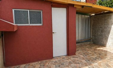 Villa Alemana. Dos pisos, 2 dormitorios. Remodelada