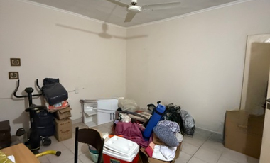CASA CON GRAN TERRENO Y COCHERA DOBLE APTA A CREDITO HIPOTECARIO SANTO TOMÉ