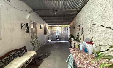 CASA CON GRAN TERRENO Y COCHERA DOBLE APTA A CREDITO HIPOTECARIO SANTO TOMÉ