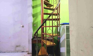 Rumah Widya Asri 2 Lantai Full Renov